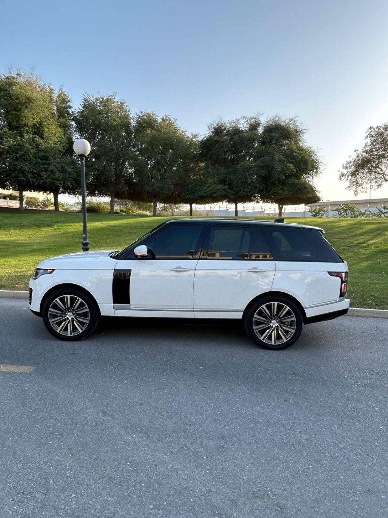 Land Rover Range Rover Autobiography 5.0L (375 HP)