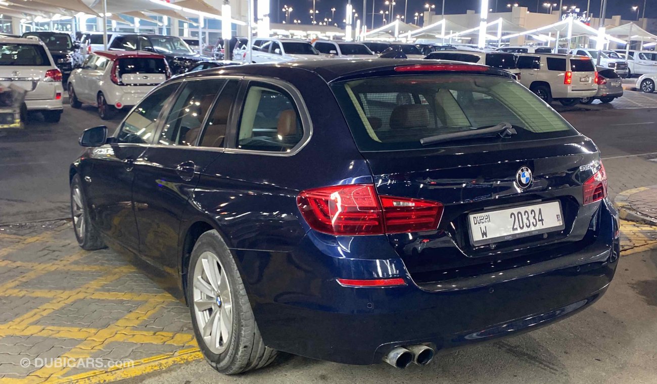 BMW 520i