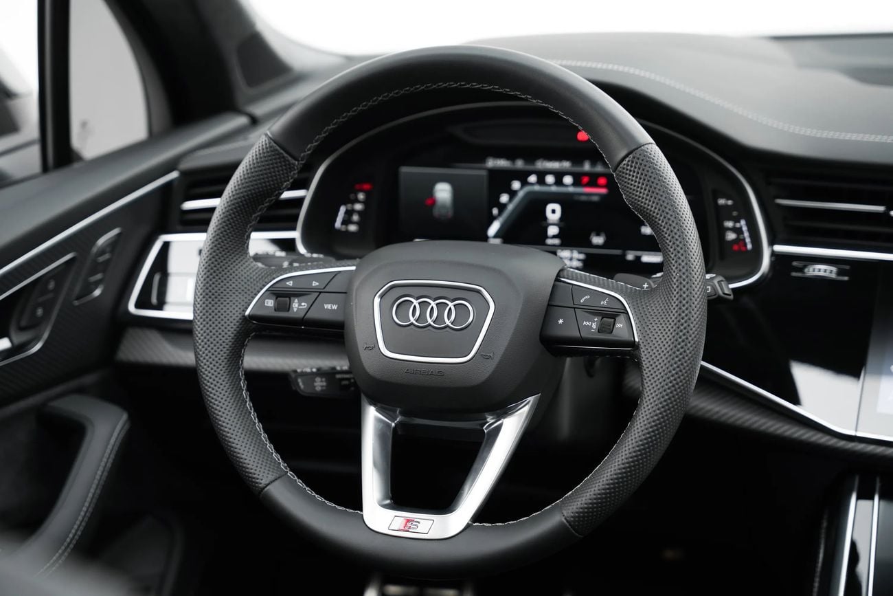أودي SQ7