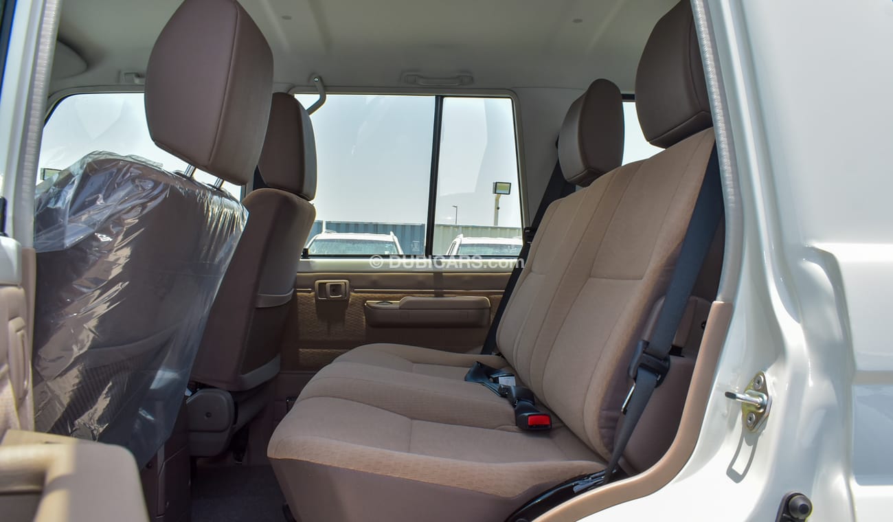 تويوتا لاند كروزر 70 LX V8