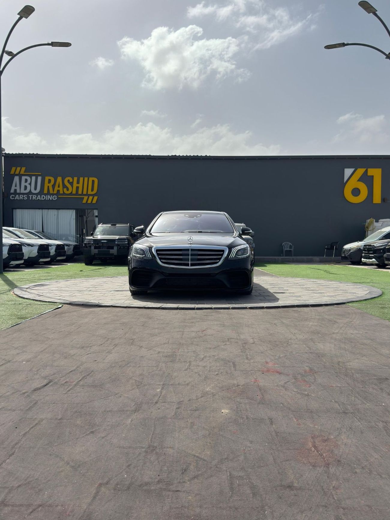 مرسيدس بنز S 550