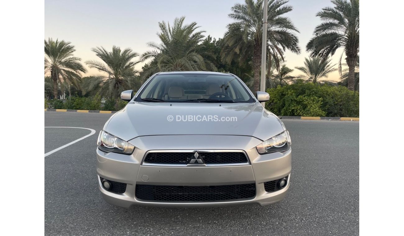 Mitsubishi Lancer GLX High Mitsubishi Lancer 1,6 GCC Model 2016 Sunroof for sale