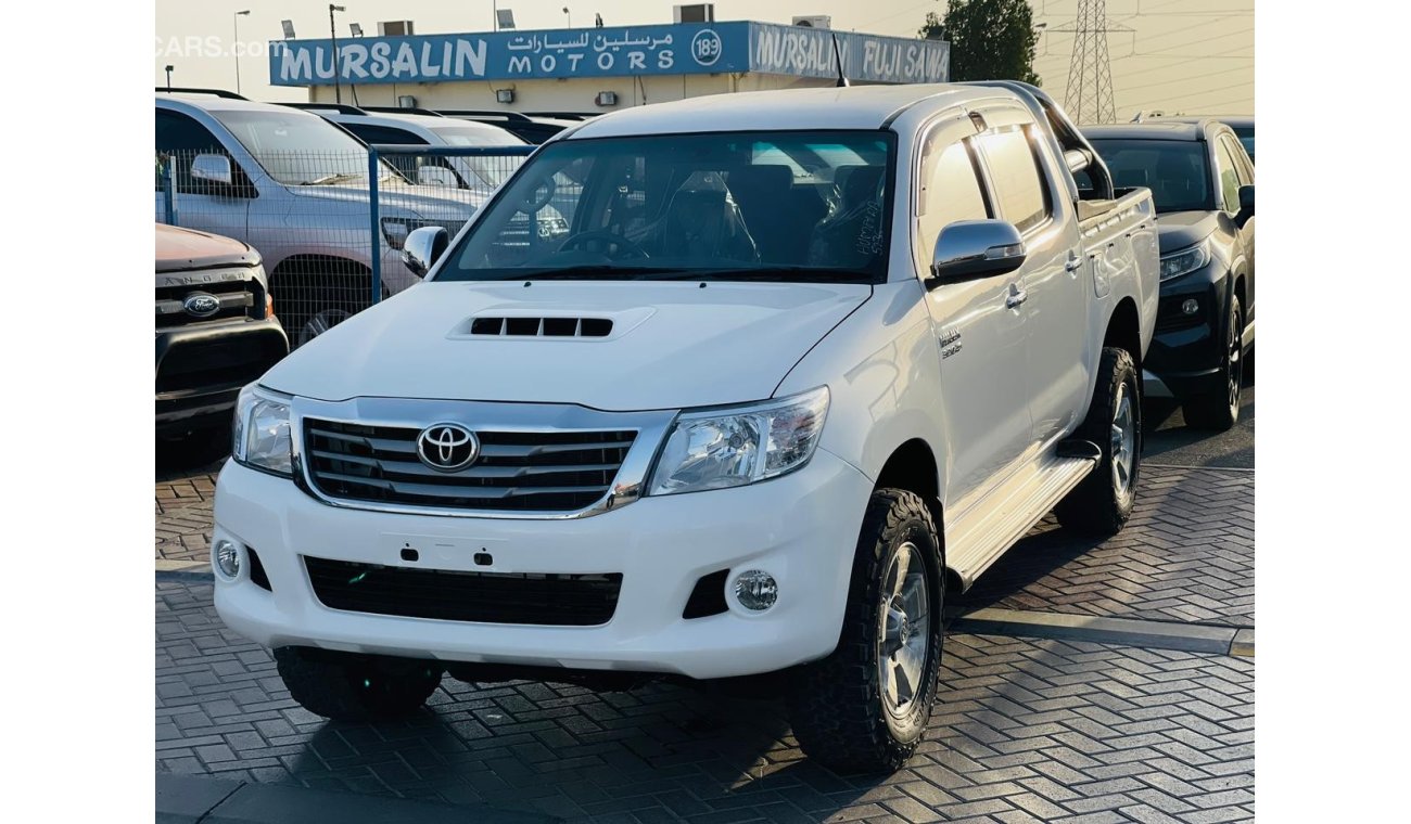 Toyota Hilux Toyota Hilux Diesel engine RHD model 2014 for sale from Humera motors car very clean and good condit