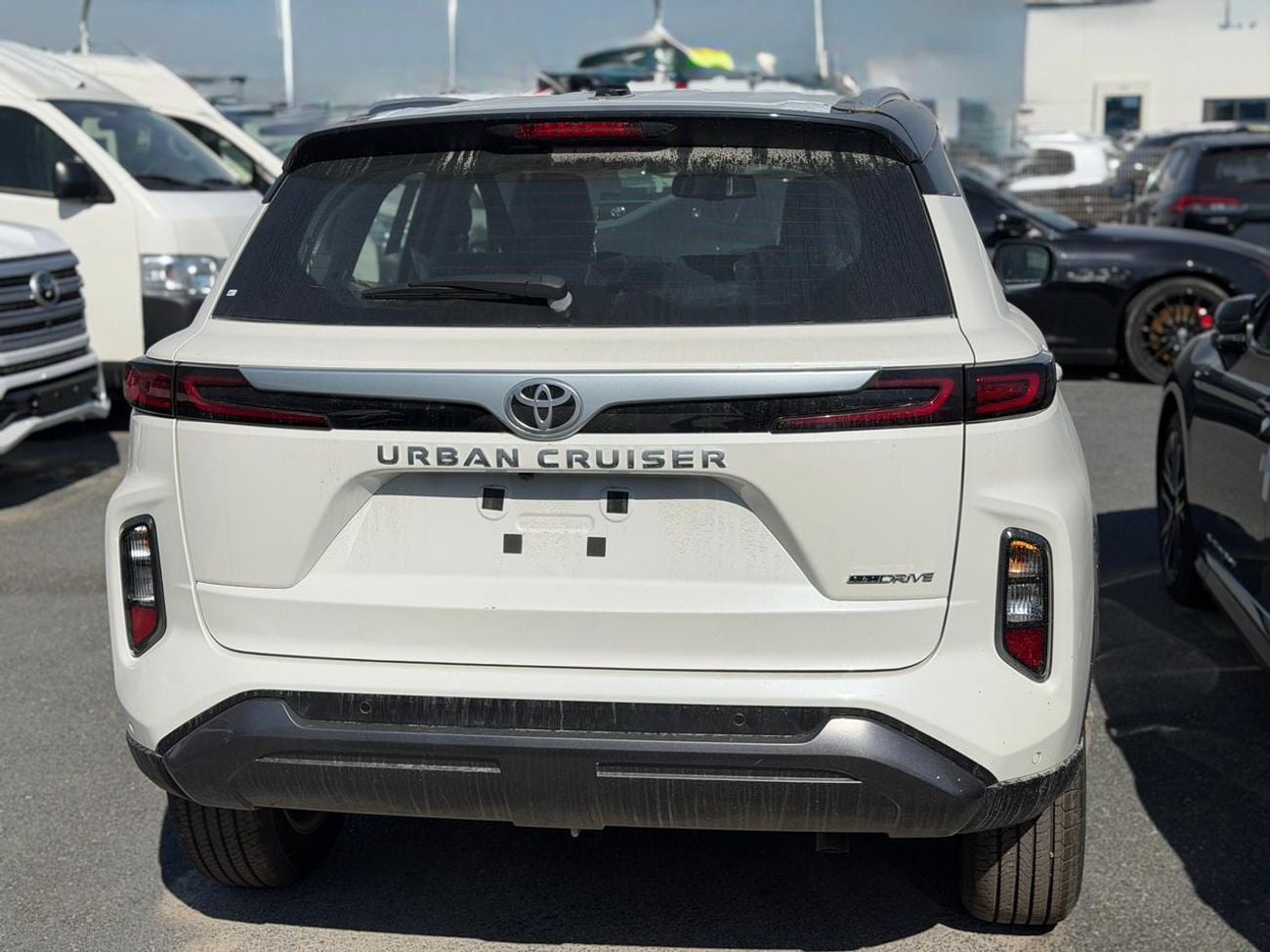 Toyota Urban Cruiser GLX 1.5L PETROL GLX AUTOMATIC TRANSMISSION ( FOR RE-EXPORT ONLY )
