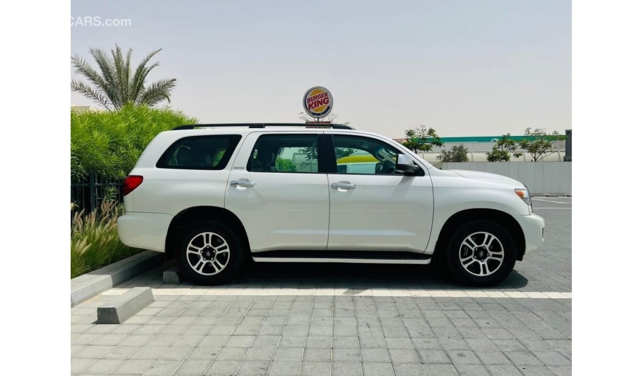 Toyota Sequoia Limited Limited Limited || GCC || 8 seater || Well Maintained