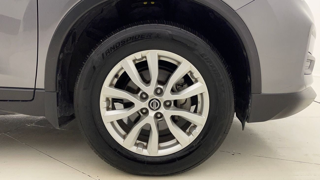 نيسان إكس تريل S 2.5 | بدون دفعة مقدمة | اختبار القيادة في المنزل