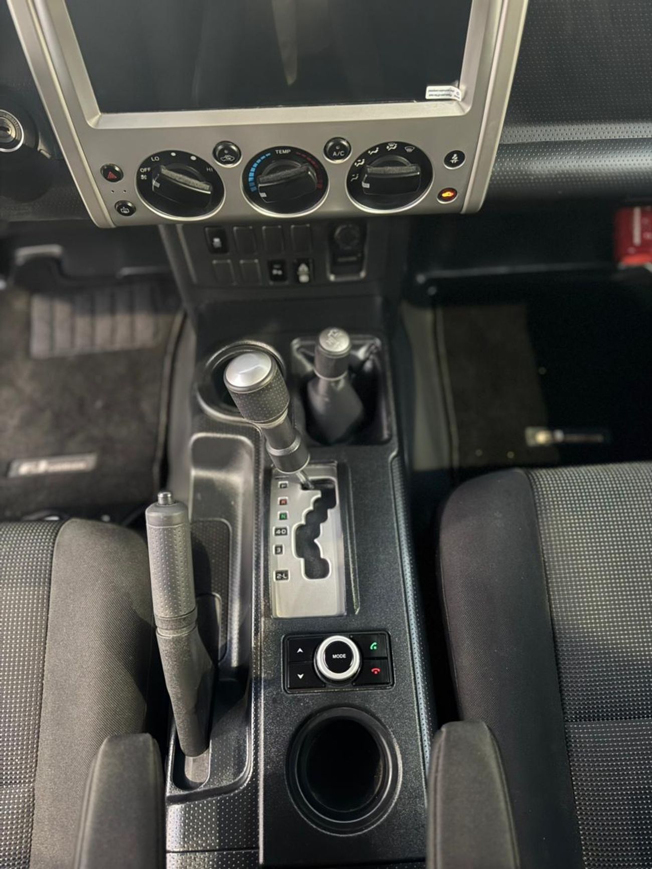 Toyota FJ Cruiser Toyota FJ Cruiser V6 FULL OPTION MY2023 GCC