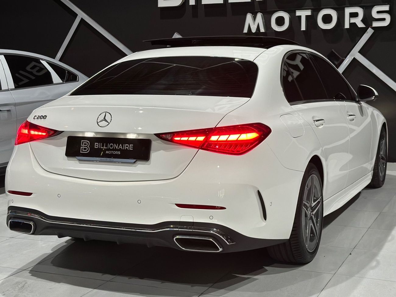مرسيدس بنز C 200 Premium 2.0L