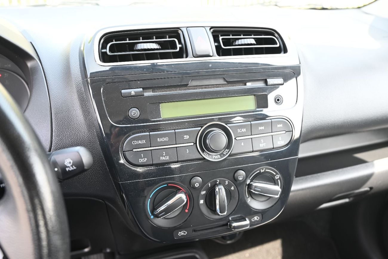 Mitsubishi Attrage GLX Mid 1.2L - HOT DEALS - 0% DP - ORIGINAL PAINT - MITSUBISHI ATTRAGE 2022 - LOW MILEAGE - GCC