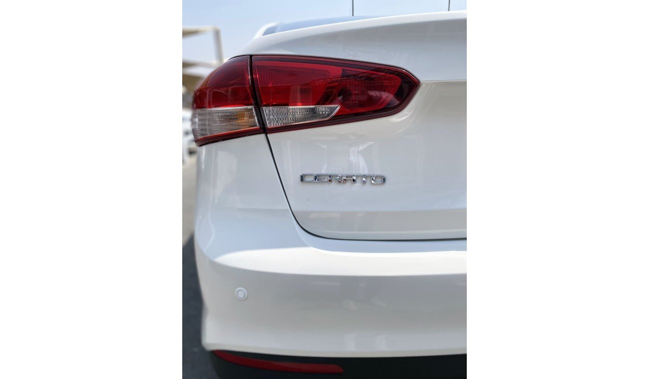 Kia Cerato LX ACCIDENTS FREE - GCC - ORIGINAL PAINT - PERFECT CONDITION INSIDE OUT