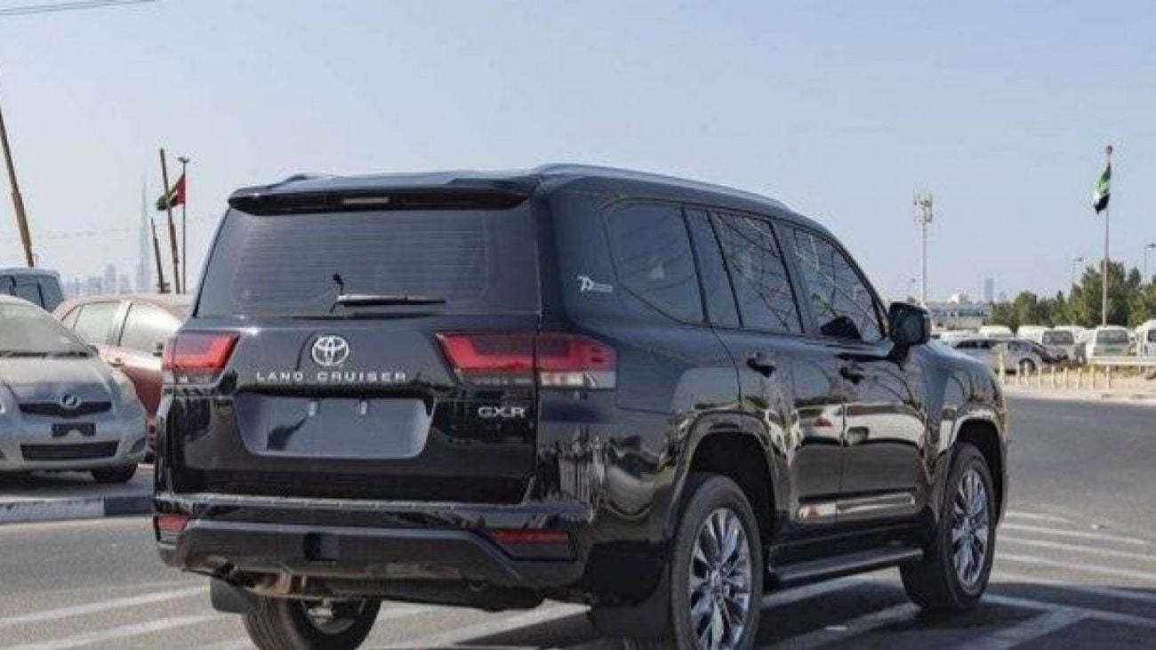 تويوتا لاند كروزر Land cruiser GXR 4.0L FULL OPTION 2025