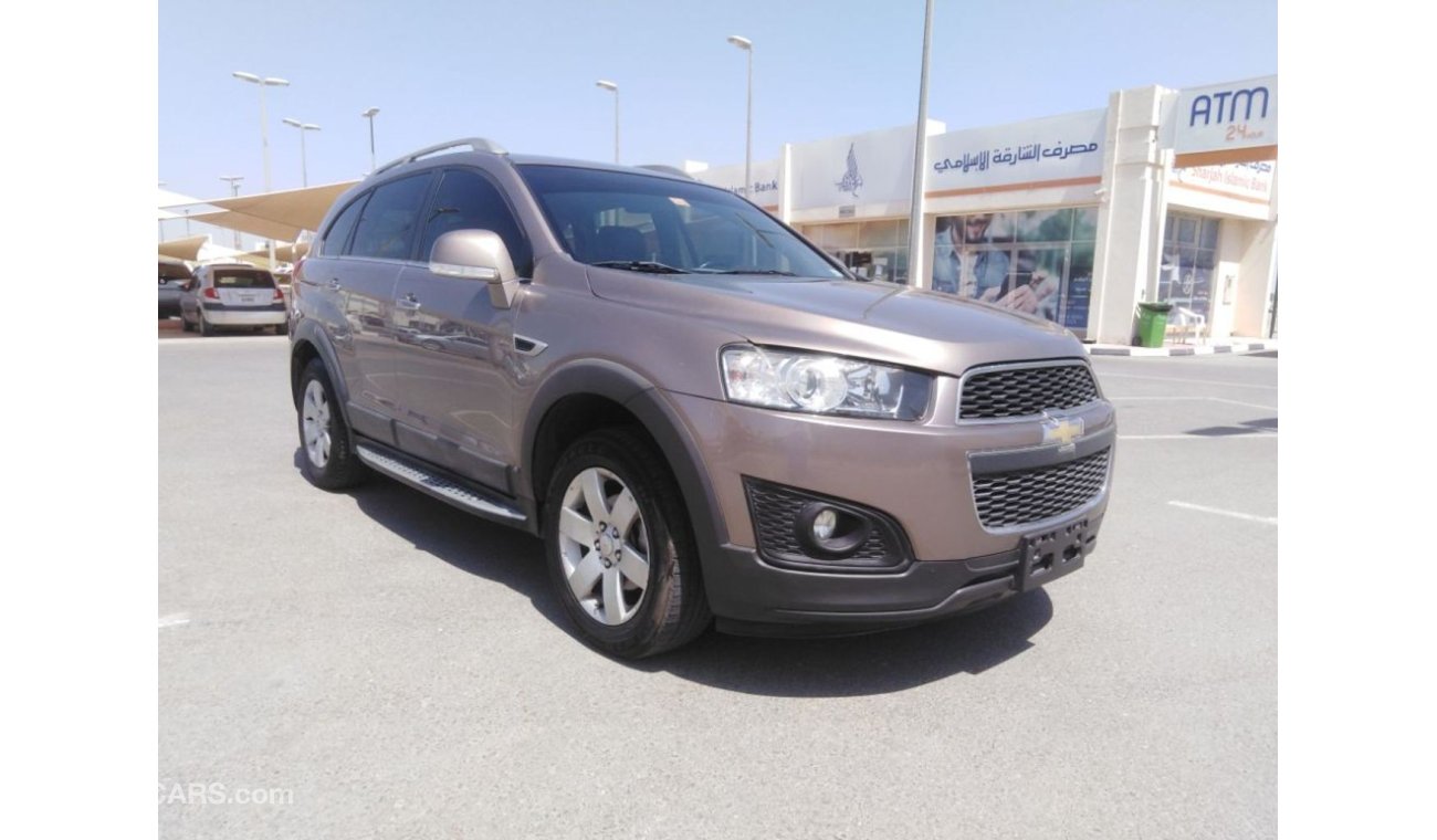 Chevrolet Captiva Chevrolet captiva 2014 gcc very very celen car car