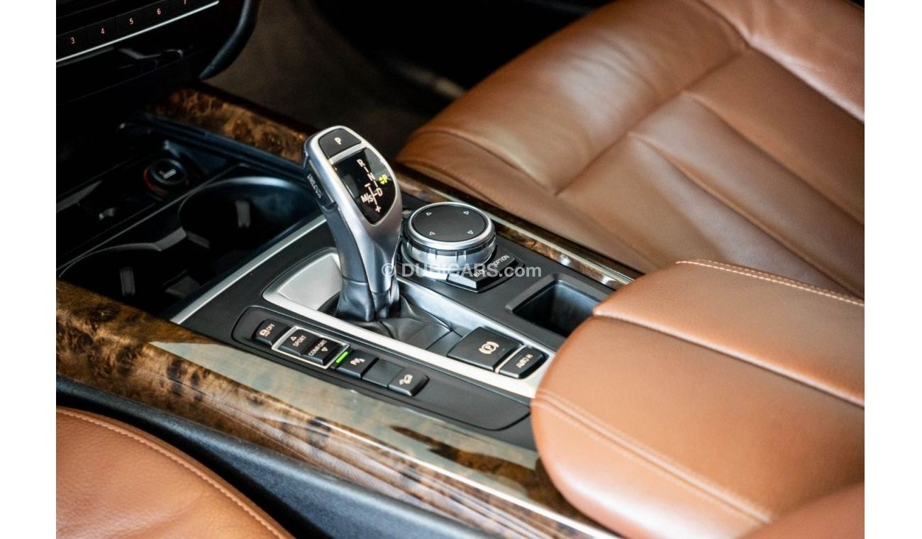 BMW X5 35i Executive 2015 BMW X5 35ix / 7-Seater / Full-Service History