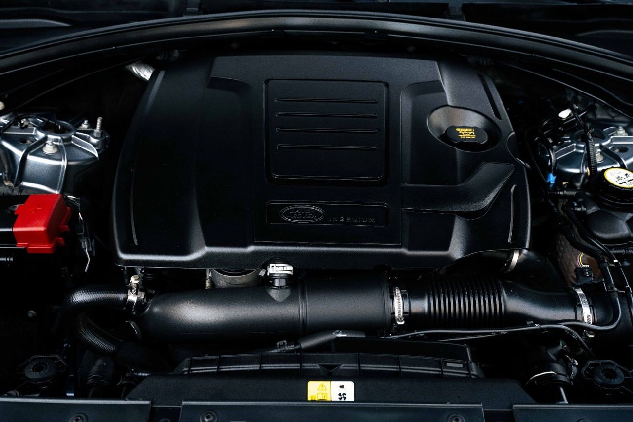 Land Rover Range Rover Velar P250 R-DYNAMIC | 2,644 P.M  | 0% Downpayment | LAND ROVER RANGE ROVER VELAR 2018!