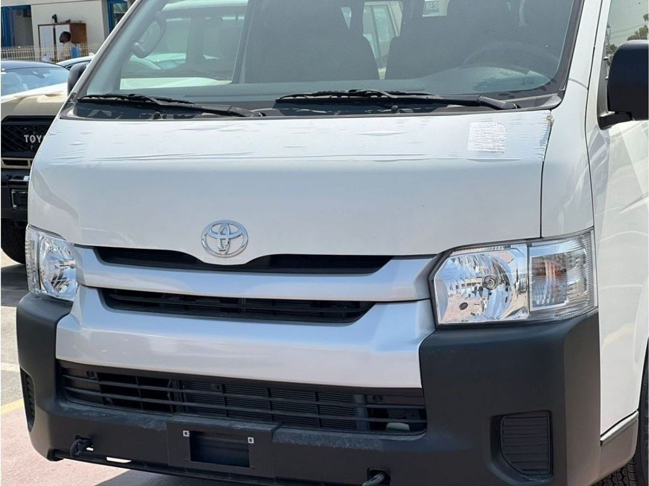 Toyota Hiace TOYOTA HIACE 2.7 BUS HIAH ROOF 16 -SEATS