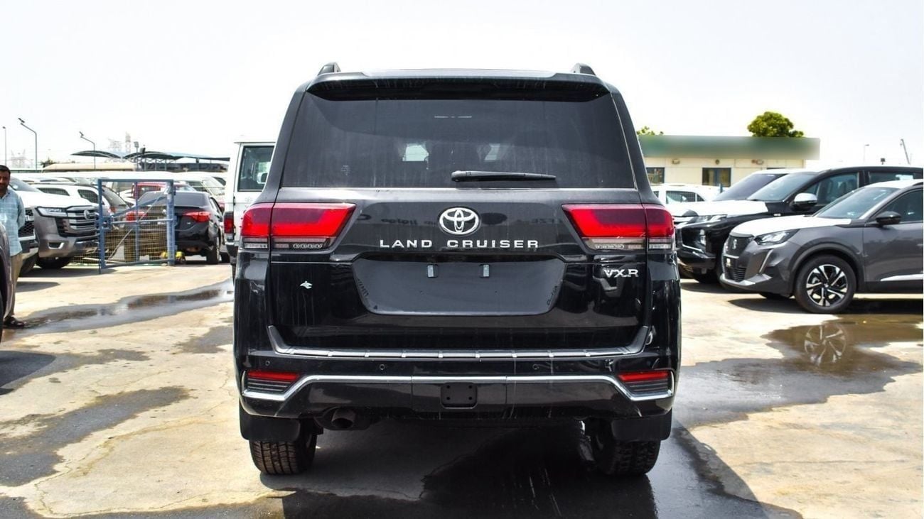 Toyota Land Cruiser Toyota land cruiser VXR 3.5L petrol MY 2025