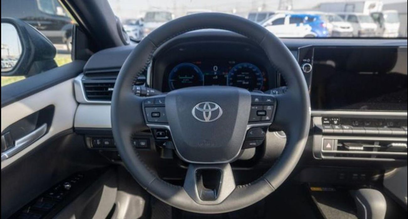 Toyota Camry Toyota Camera Limited Hybrid Full option 2025 2.5L petrol Engine Colour Black Transmission Automatic