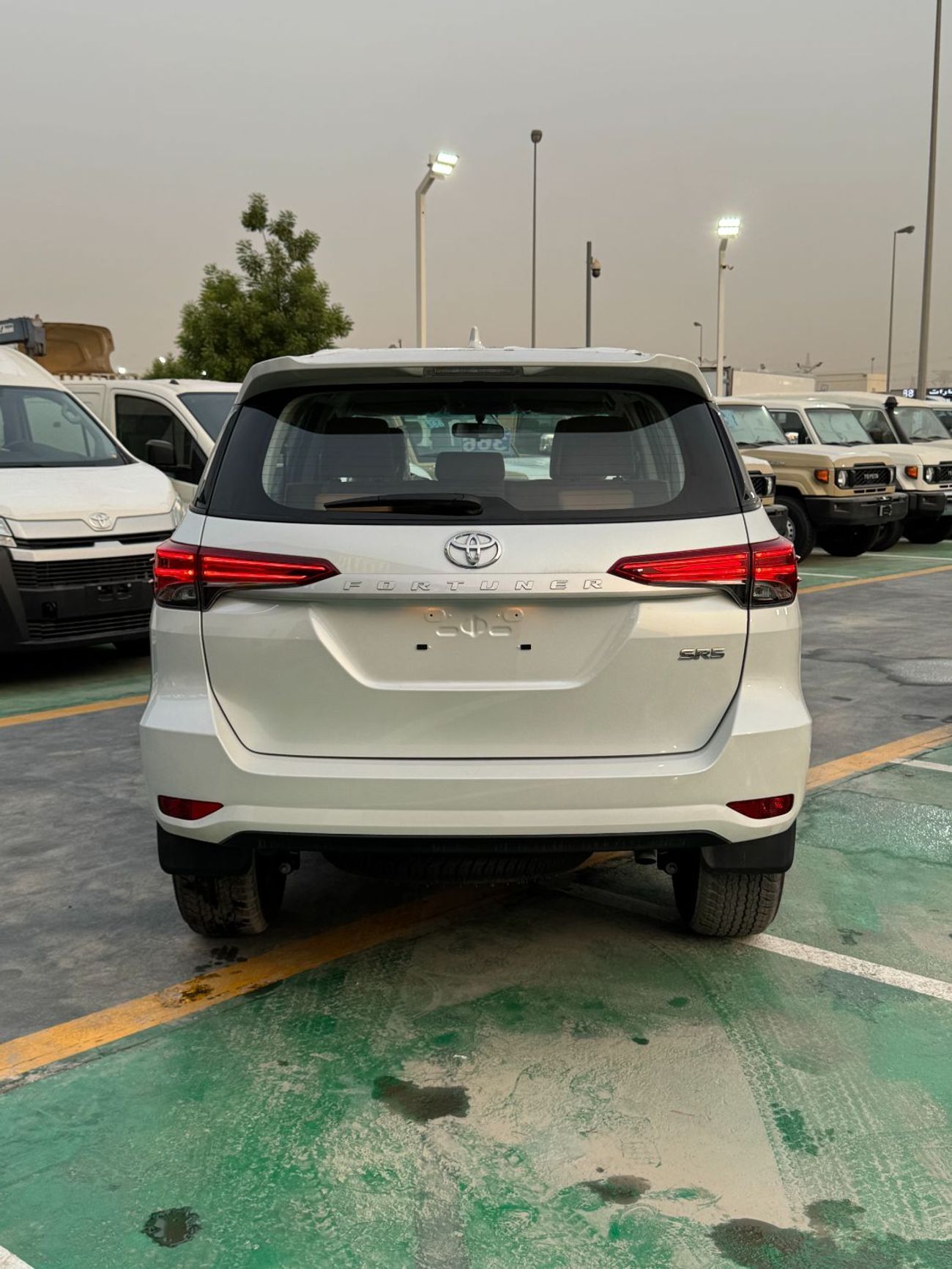 تويوتا فورتونر EXR Toyota Fortuner - SR5 Plus 2.7 L - GCC - 2025