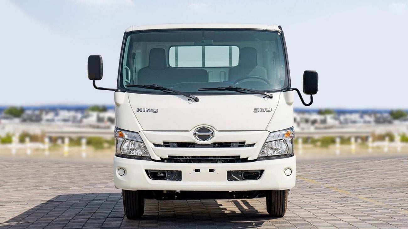 Hino 300 HINO 300  SC CARGO TRUCK 4.0D MT MY2024– WHITE