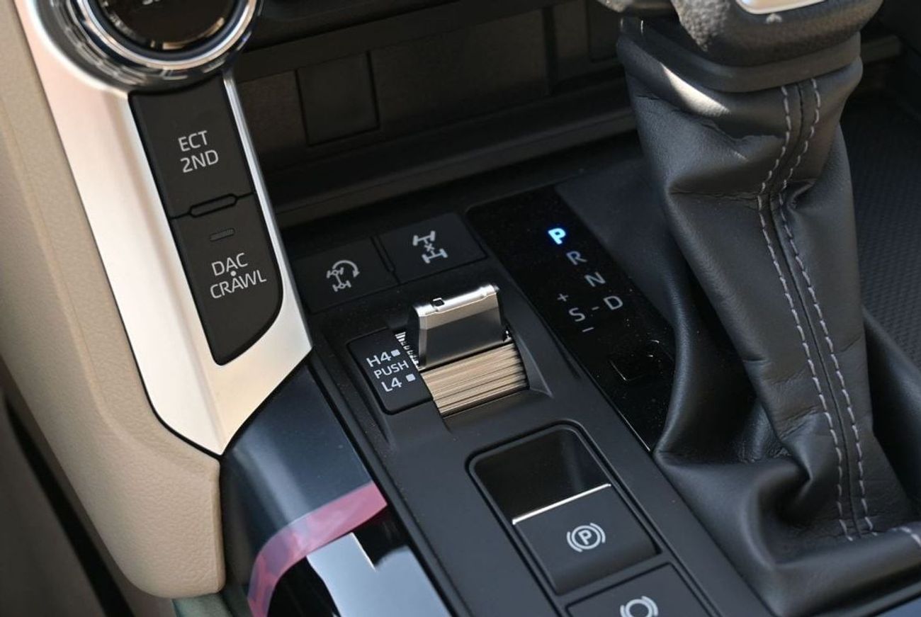 تويوتا لاند كروزر GXR4 3.5L Toyota Land Cruiser GX-R 4.0L V6 Petrol, 4WD