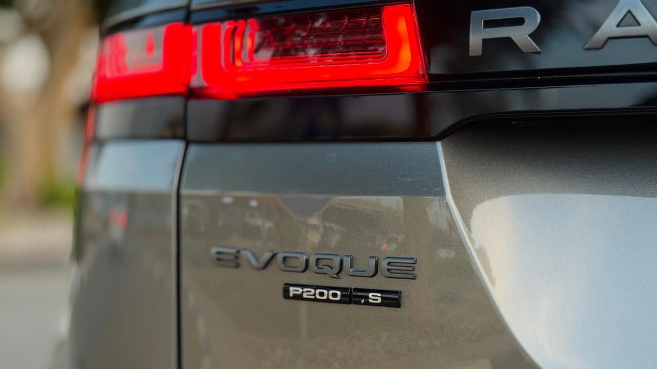 Land Rover Range Rover Evoque R-DYNAMIC HSE P250