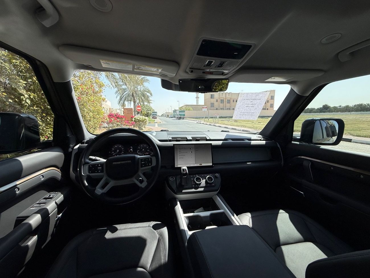 لاند روفر ديفندر P400 110 SE 3.0L (5 Seater)