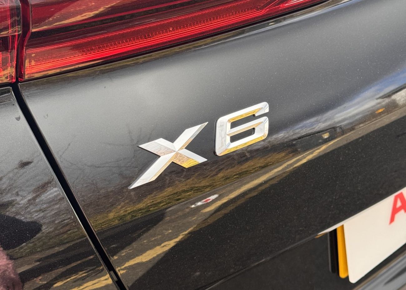 بي أم دبليو X6 XDrive40i M Sport Right Hand Drive