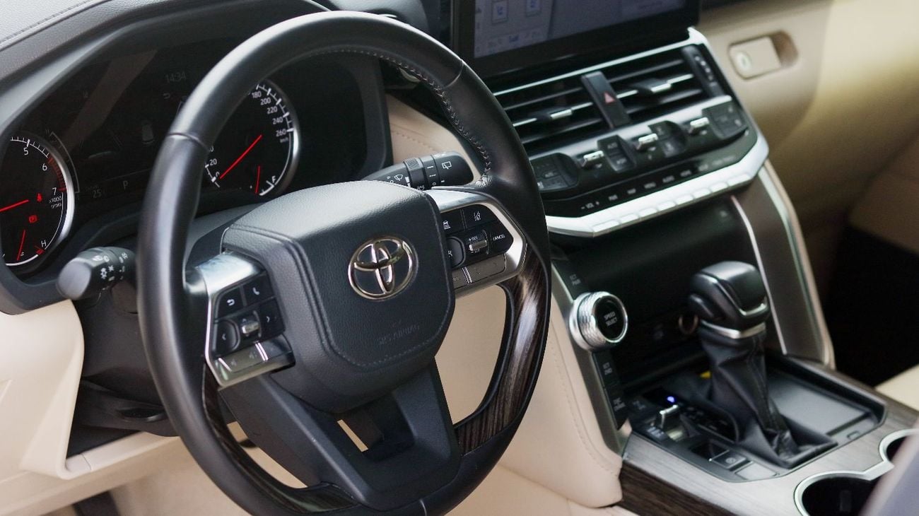Toyota Land Cruiser VXR | Complete Service History | Agency Warranty Included | Zero Downpayment Support