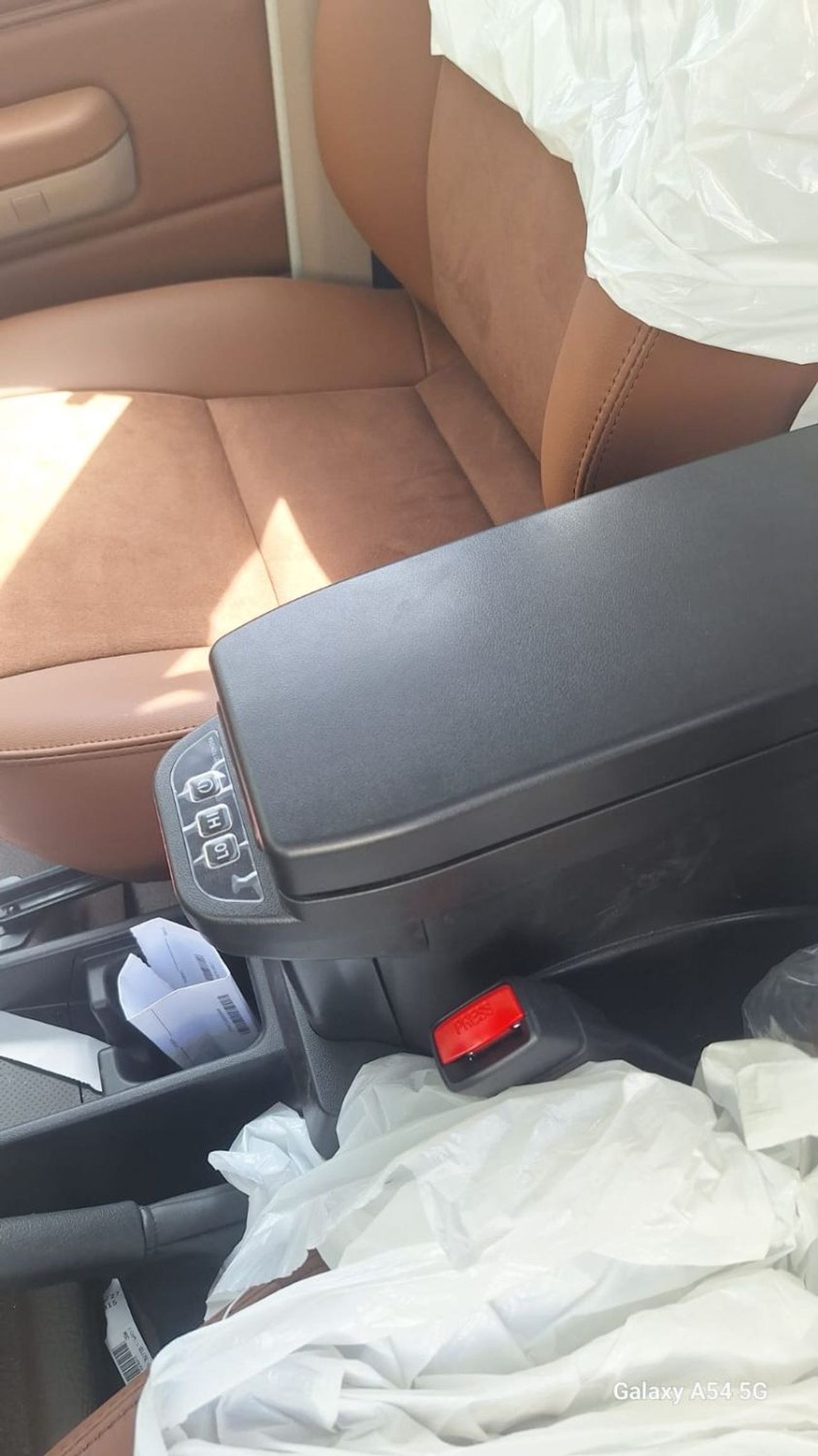 تويوتا لاند كروزر بيك آب TOYOTA LAND CRUISER LC79 DC FULL OPTION AT