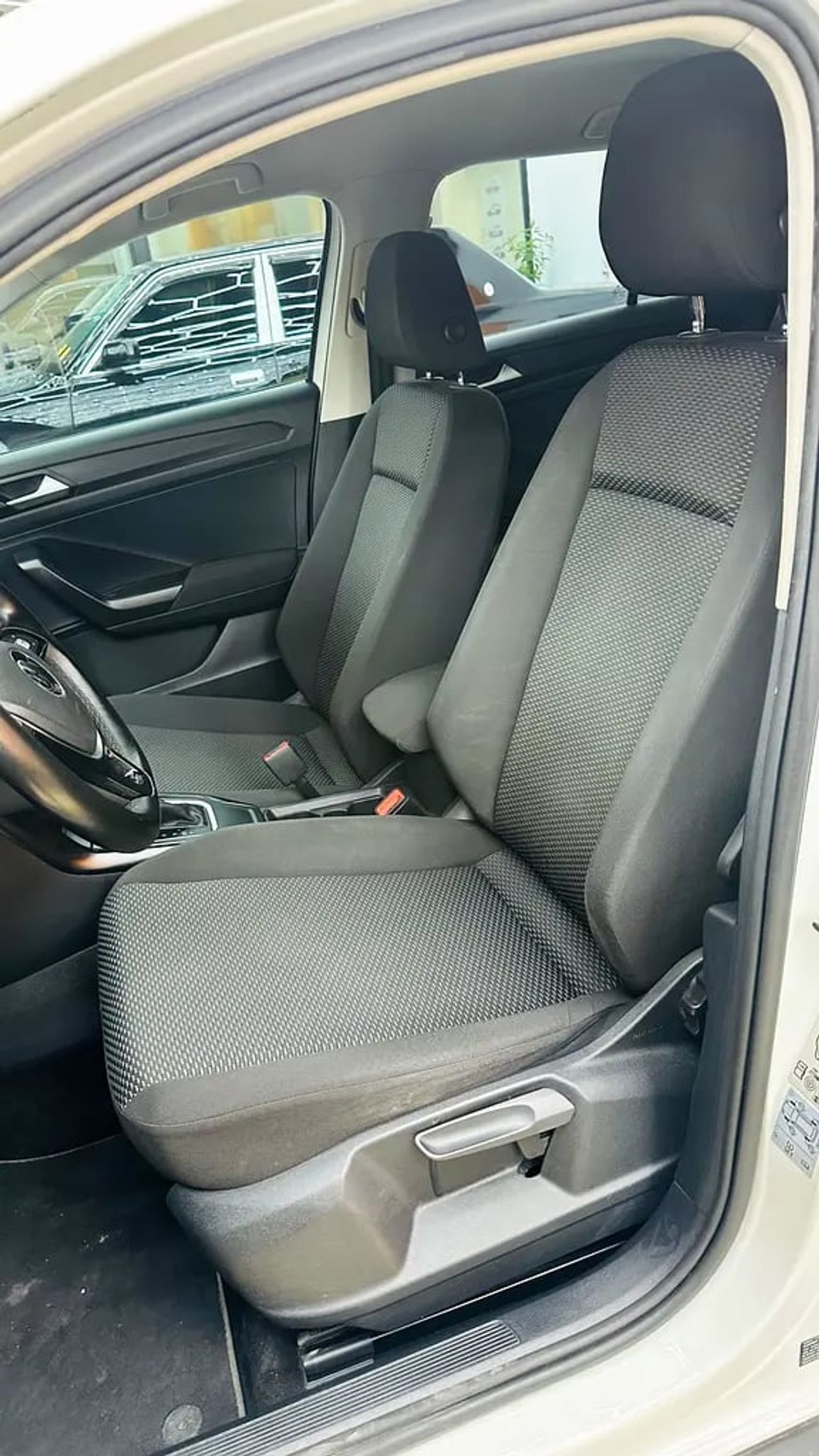 Volkswagen T ROC 1.4L TSI Life