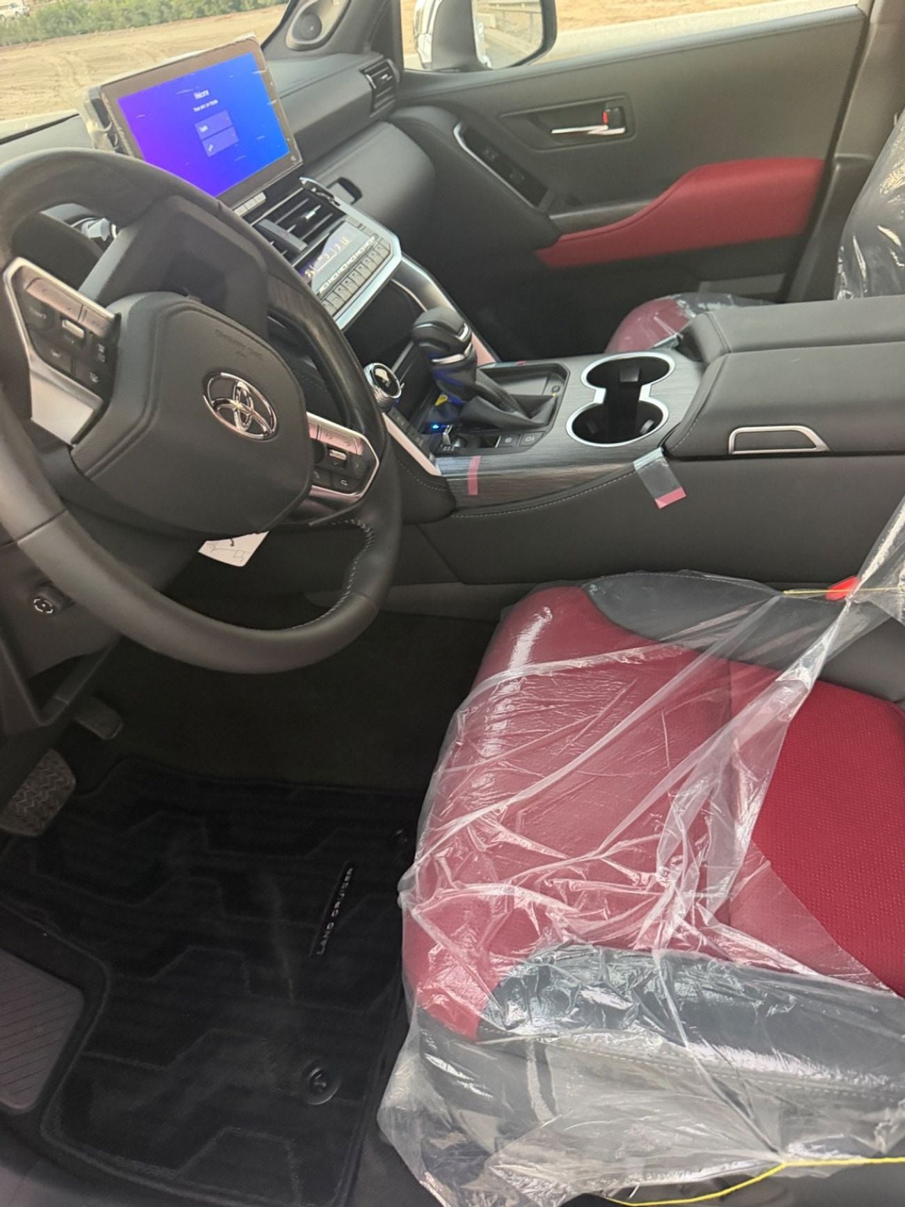 تويوتا لاند كروزر VXR
