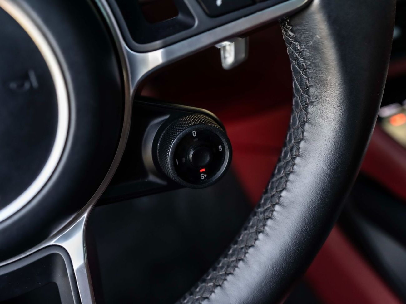 Porsche Cayenne GTS 4.0L (460 HP)