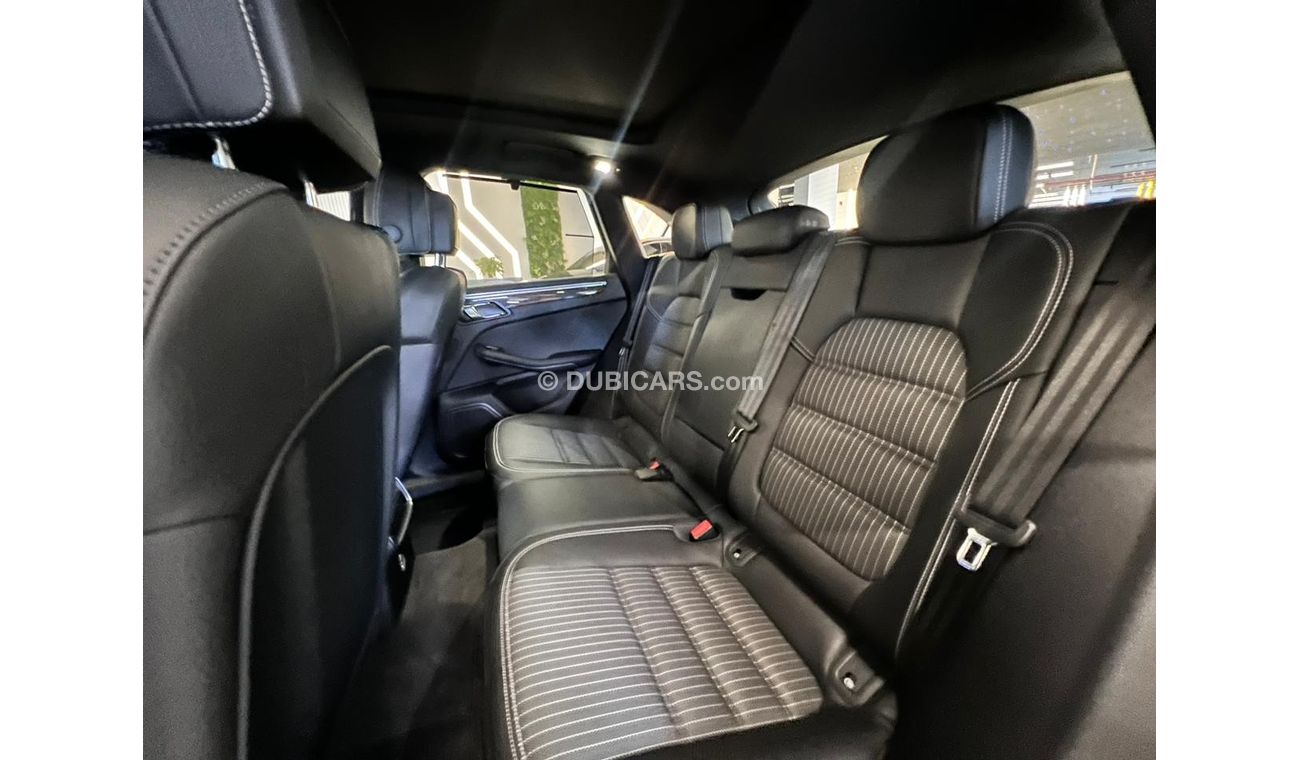 New Porsche Macan MACAN T 2023/GCC DEALER 3 YEARS WARRANTY 2023 for