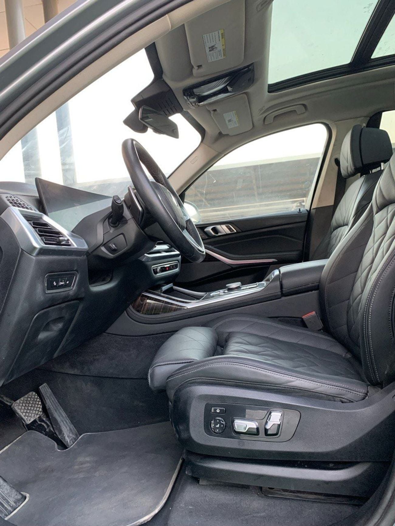 BMW X7 XDRIVE40I DESIGN PURE EXCELLENCE BMW X7 xDrive40i 2025