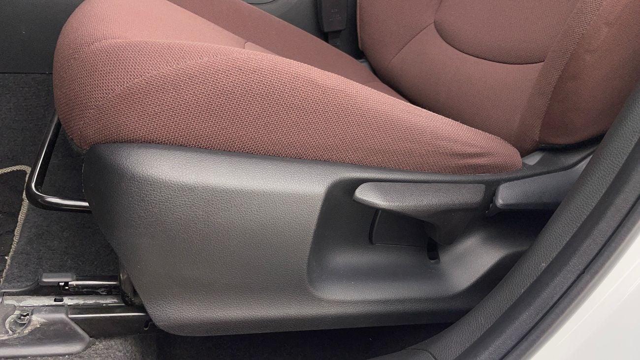 Toyota Corolla Cross 1.8L XL (HEV) 2024 XL | AED 1130/Month | 20% DP | 30 Day Return | Warranty | Service History