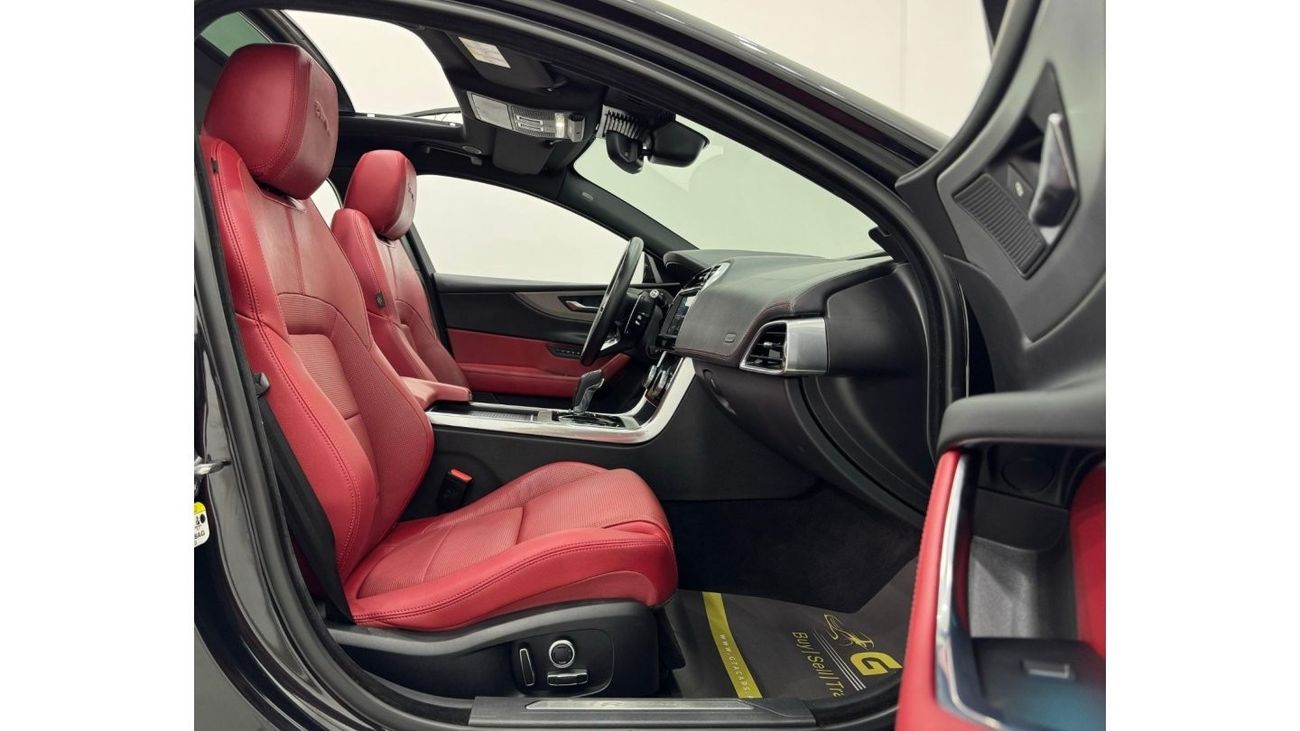 Jaguar XE R-Dynamic Black 2021 Jaguar XE P300 R-Dynamic, April 2025 Jaguar Warranty, Full Jaguar Service Histo