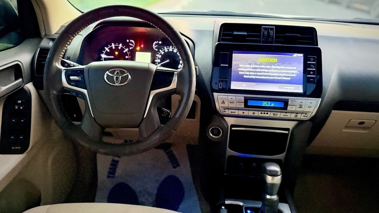 تويوتا برادو GXR 2018 V6 Full option Sunroof, Coolbox , Electric seats top of The Range