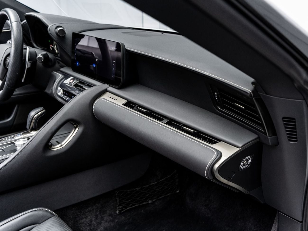 Lexus LC500 Convertible 2024 Lexus LC 500, 5.0 V8, RWD, 471bhp, 10 Speed Auto