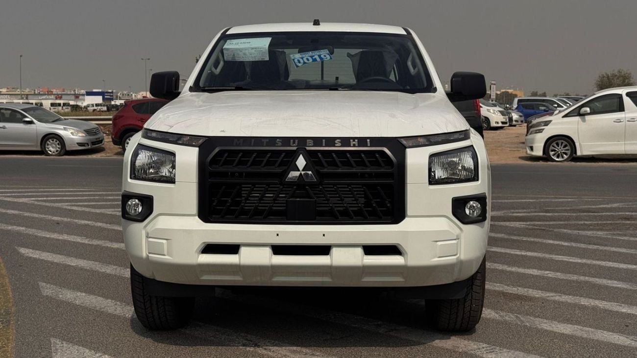 ميتسوبيشي L200 GLX DCABIN 2.4L DIESEL 4X4  6SPEED A/T