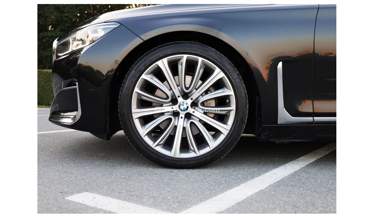 BMW 730Li Std 7Series 730Li | Rear Entertainment | Under Warranty | GCC Specs