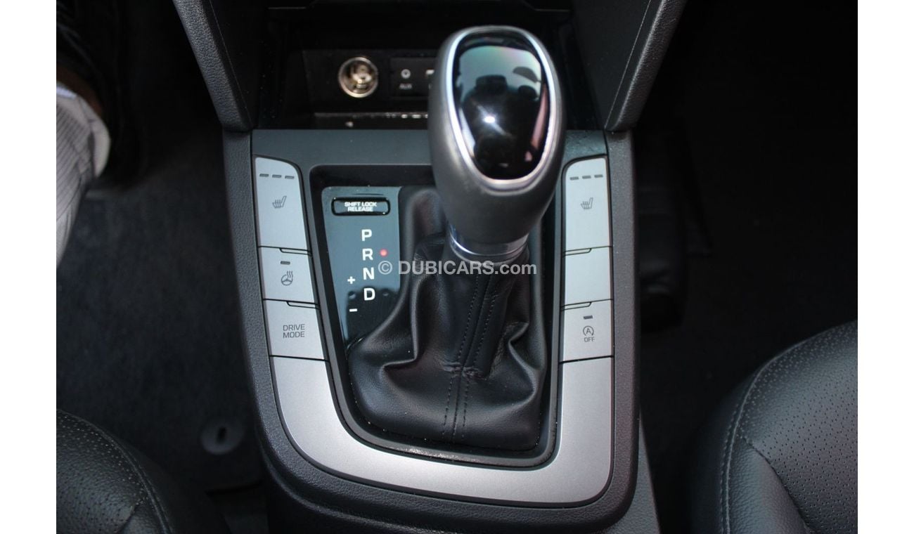 Hyundai Avante Hyundai Avante 2018 imported papers from Korea customs, in excellent condition, without accidents, v