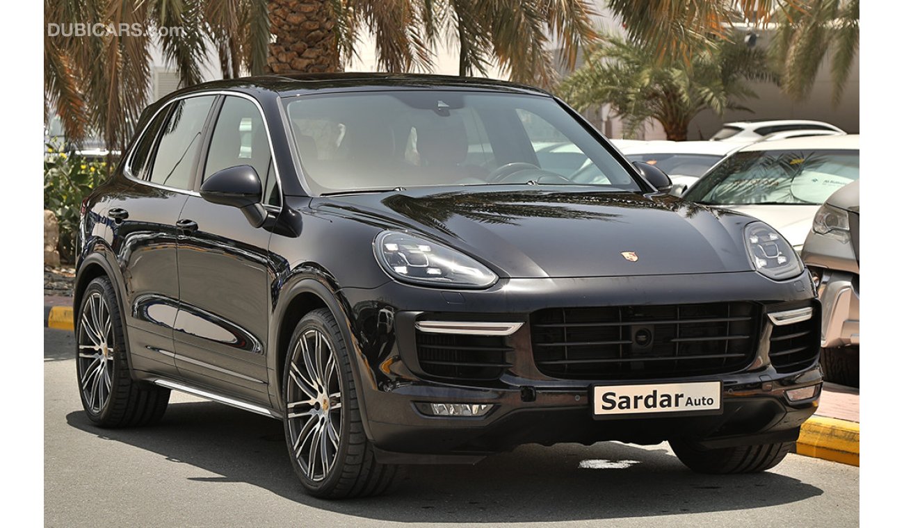 Porsche Cayenne Turbo 2015 Unlimited KM Warranty