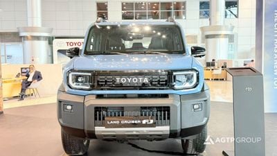 Toyota FJ Cruiser GXR 2.7L Petrol | Automatic | FULL OPTION with RADAR | READY STOCK | ALL COLOR AVAILABLE