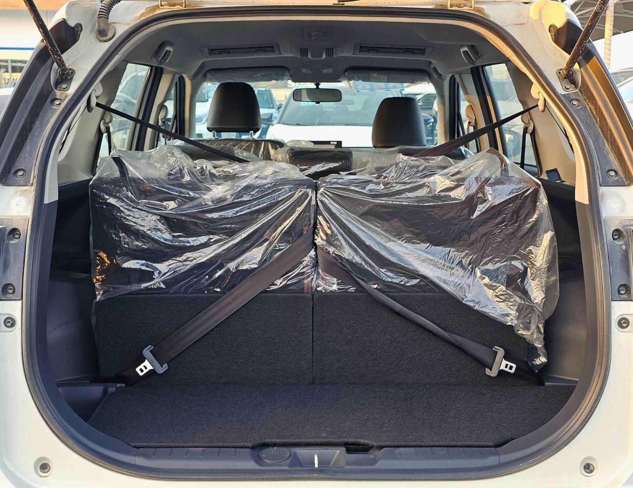 Toyota Veloz 1.5L V4 PETROL, DVD+ CAMERA / SPECIAL PROMOTION (CODE # 69085)