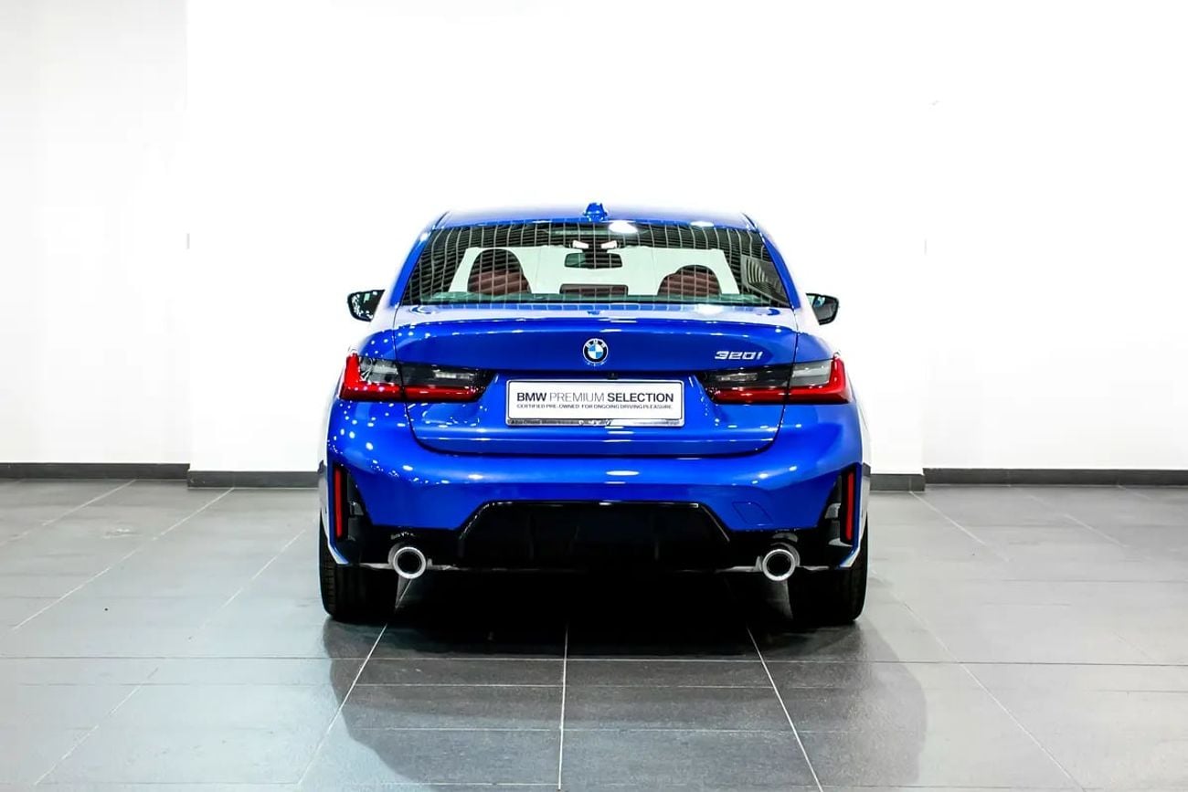 BMW 320i M SPORT 320i Luxury M Sport Package