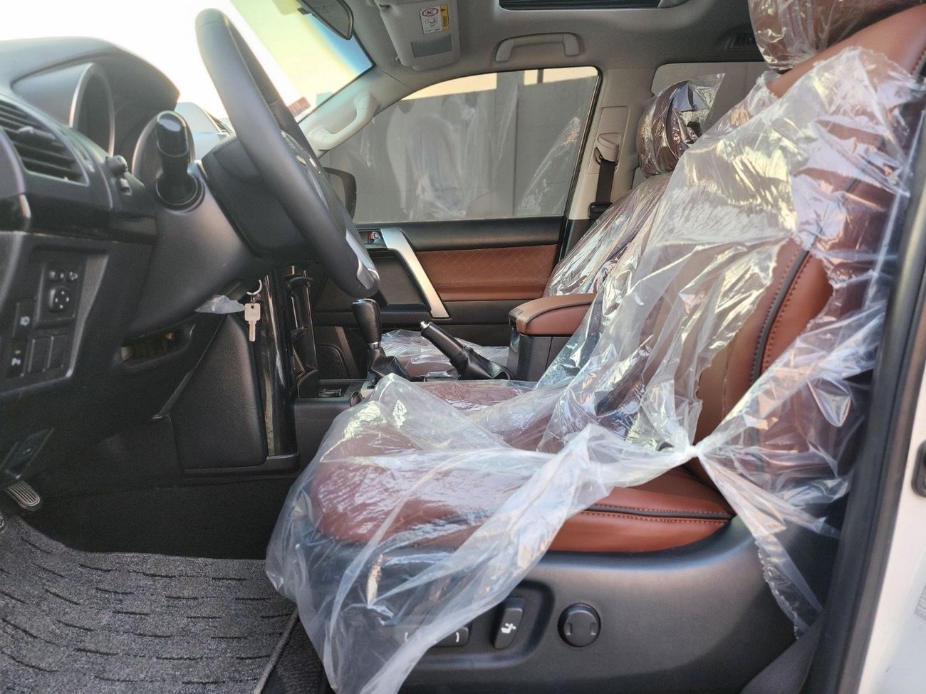 تويوتا برادو 2014 VXR LHD Petrol Engine Full Option Very clean condition