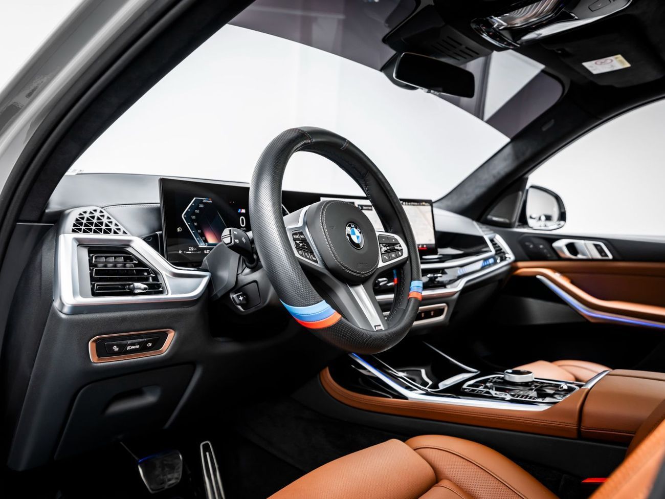 BMW X7 xDrive40i Luxury M Sport Package 3.0L 2025 BMW X7 xDrive40i, 2030 BMW Warranty + Service Contract, V