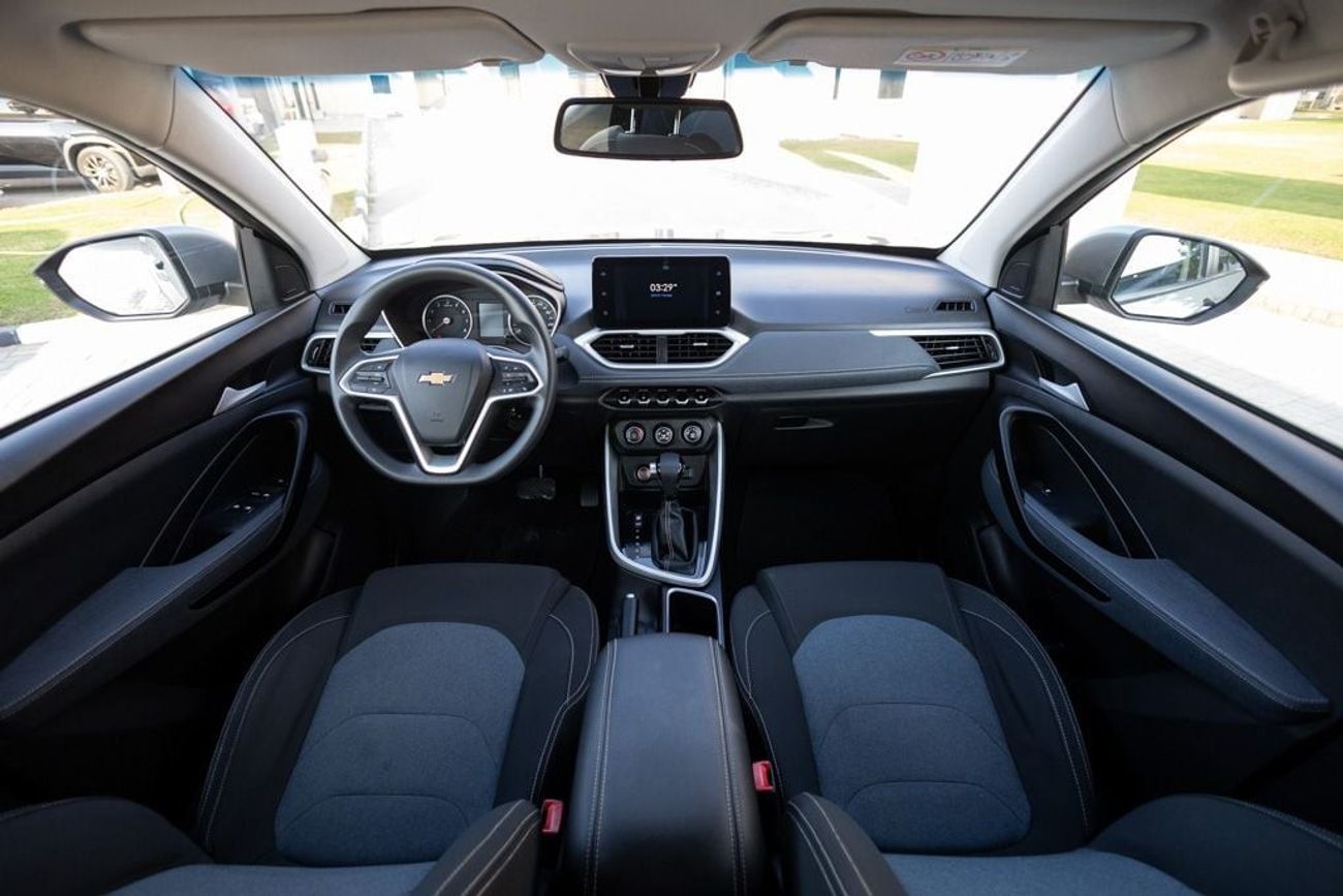 Chevrolet Captiva LS 1.5L (149 HP) (7 Seater)