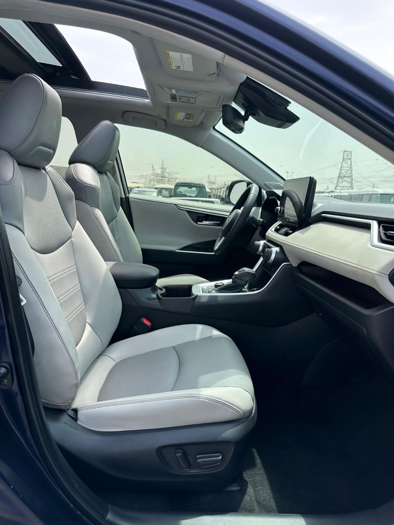 تويوتا راف ٤ Limited Hybrid 2.5 L | Panoramic | 360 Camera | full option 2024