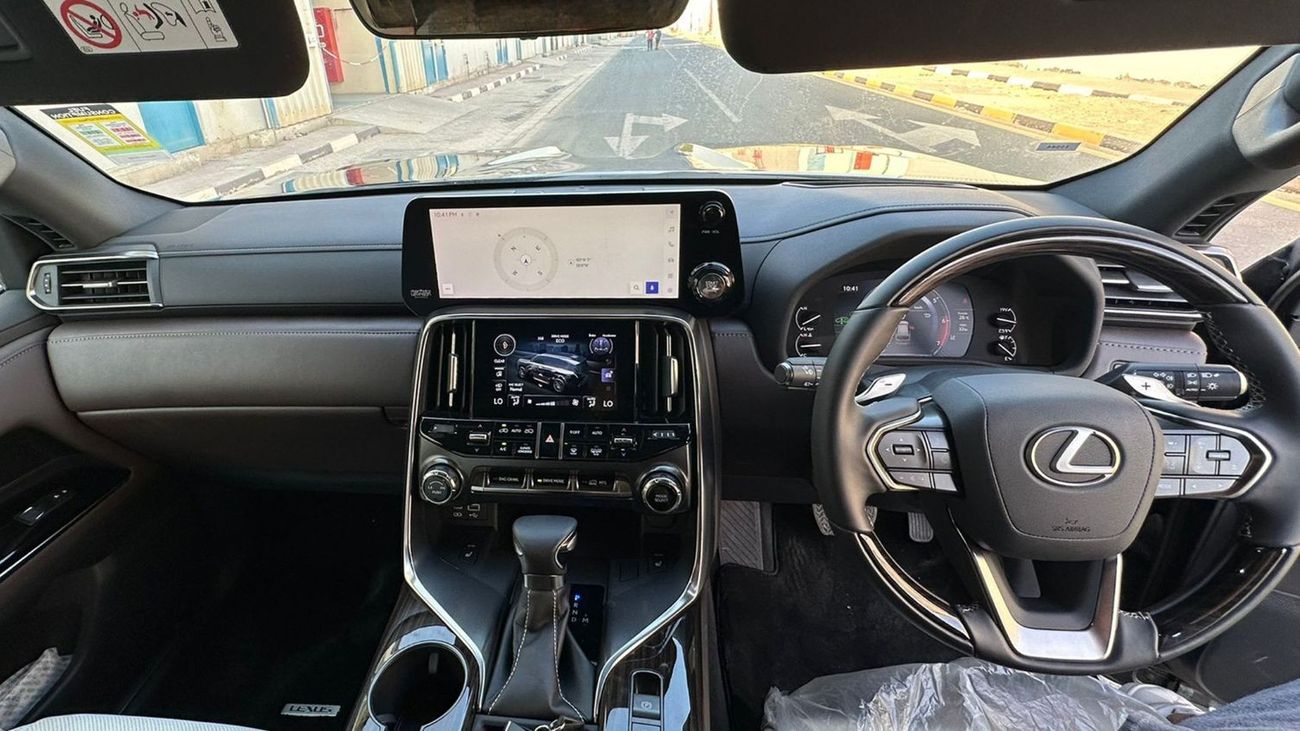 Lexus LX 600 Lexus LX600 (RIGHT HAND DRIVE)